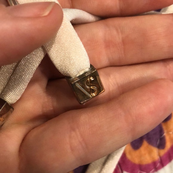 VS BIKINI 👙 🌸💕 - Picture 5 of 12